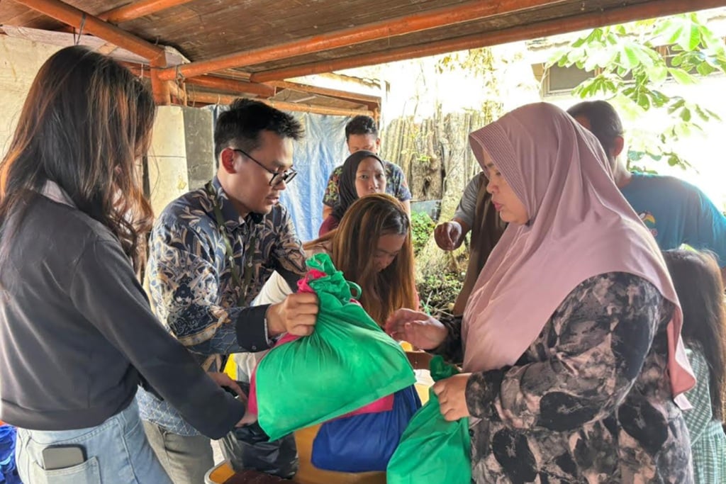 KEK MNC Lido City dan MNC Peduli Gelar Sembako Murah untuk Masyarakat Sekitar Kawasan