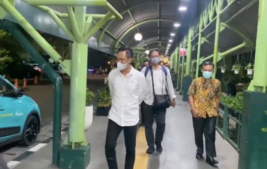 13 dari 27 Orang Terjaring OTT KPK di Cilacap Dibawa ke Jakarta