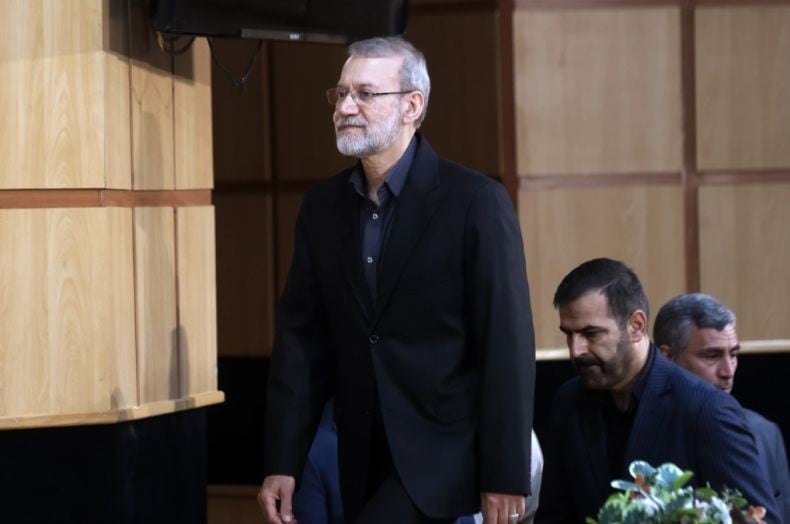 Dilaporkan Tewas akibat Serangan Israel, Akun Medsos Ali Larijani Posting Surat Tulisan Tangan