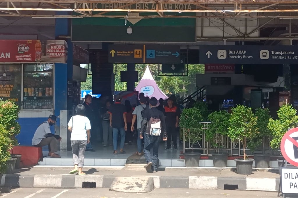 Puncak Arus Mudik di Terminal Kampung Rambutan Sudah Terlewati, Hari Ini Lebih Sepi?