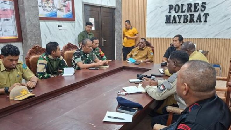 2 Marinir Gugur Diserang KKB, Bupati Maybrat Langsung Pimpin Rapat Terbatas