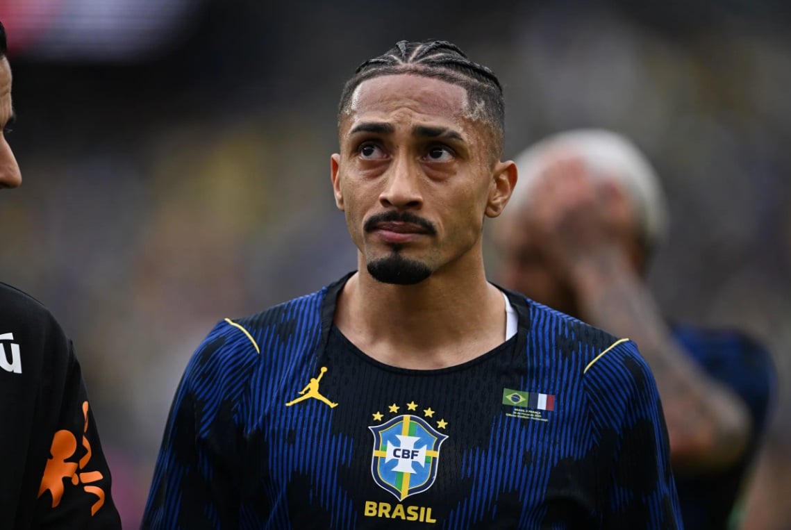 Barcelona Dapat Kabar Buruk, Raphinha Cedera usai Bela Timnas Brasil