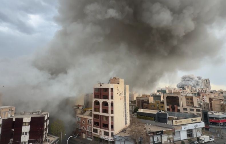 Iran Akan Hancurkan Kampus-Kampus AS di Timur Tengah, Peringatkan Dosen dan Mahasiswa Menjauh