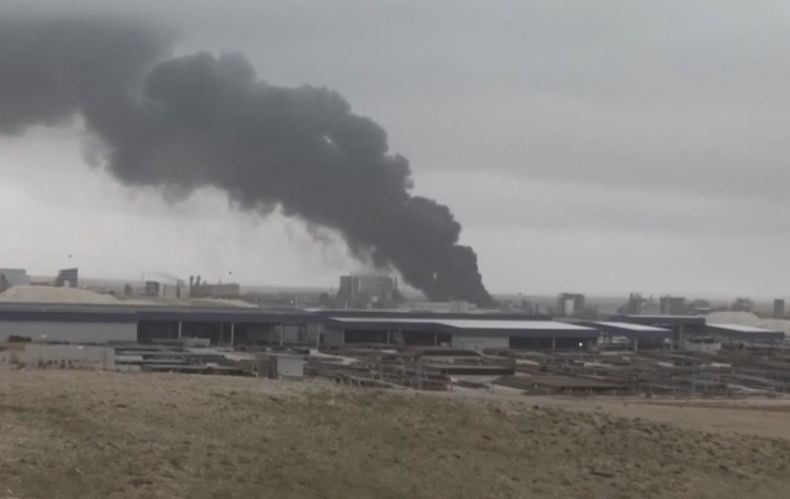 Kepanikan Landa Israel, Rudal Iran Hantam Pabrik Kimia Picu Kebakaran Dahsyat