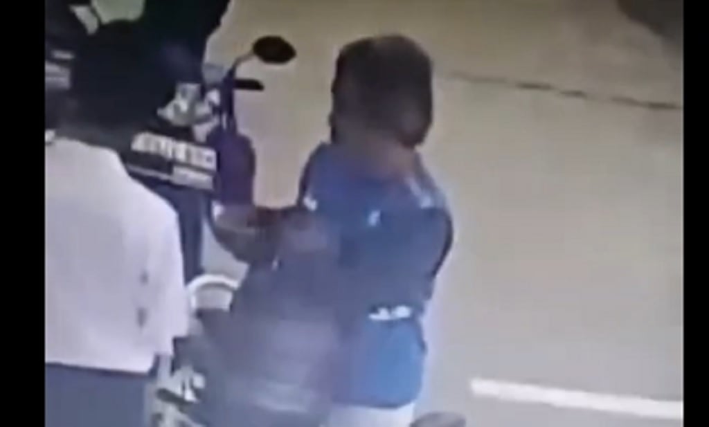 Viral Pemotor di Bekasi Pukul Petugas SPBU gegara Emosi Kelamaan Antre BBM