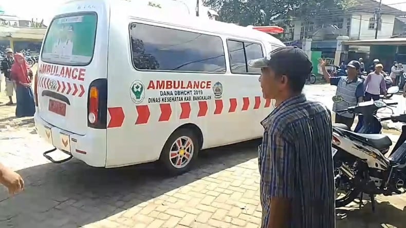 Pilu! Pria di Bangkalan Meninggal di Parkiran Pasar Saat Tunggu Istri Belanja 