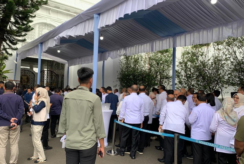 Pejabat Negara Mulai Hadiri Taklimat Prabowo di Istana, Ada Bahlil hingga Raffi Ahmad