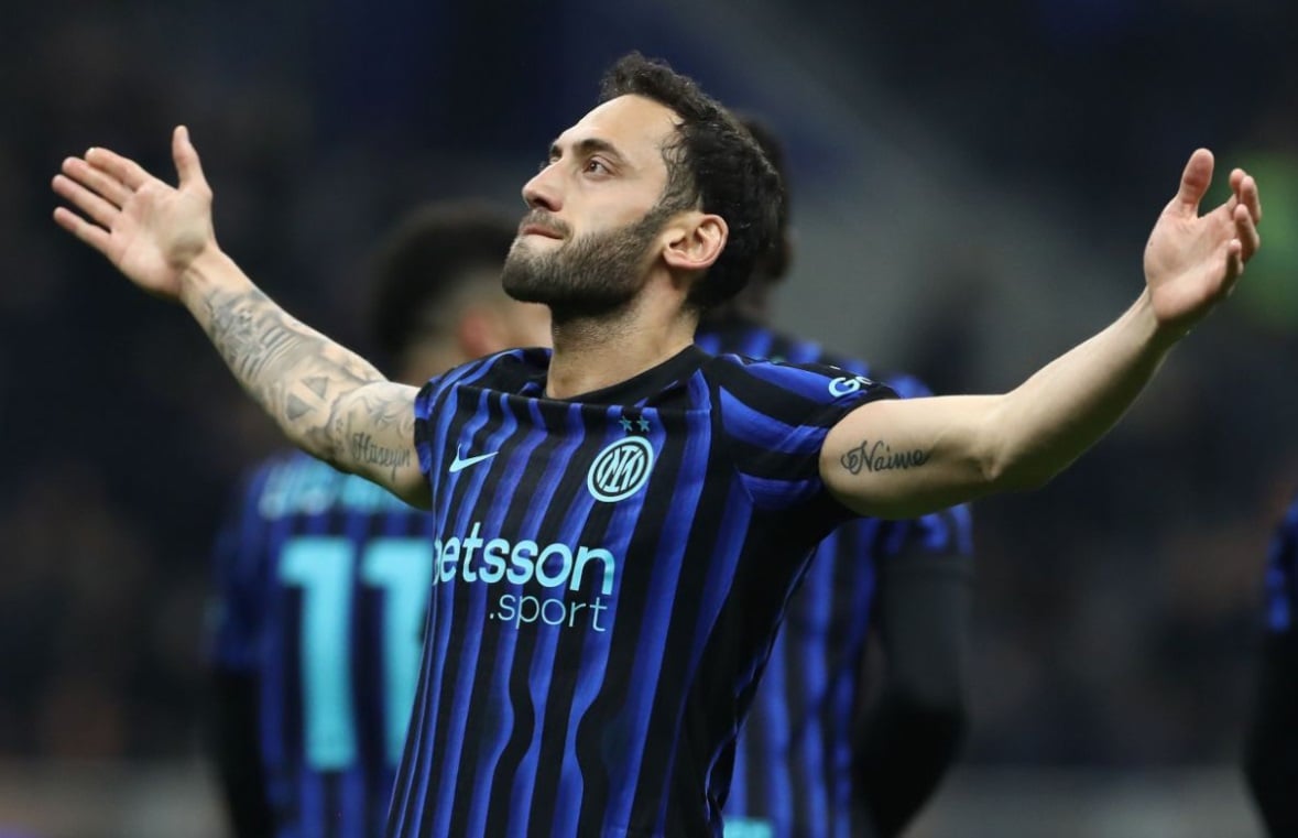 Inter Milan Ubah Sikap, Hakan Calhanoglu Kini Dipertahankan meski Diincar Galatasaray