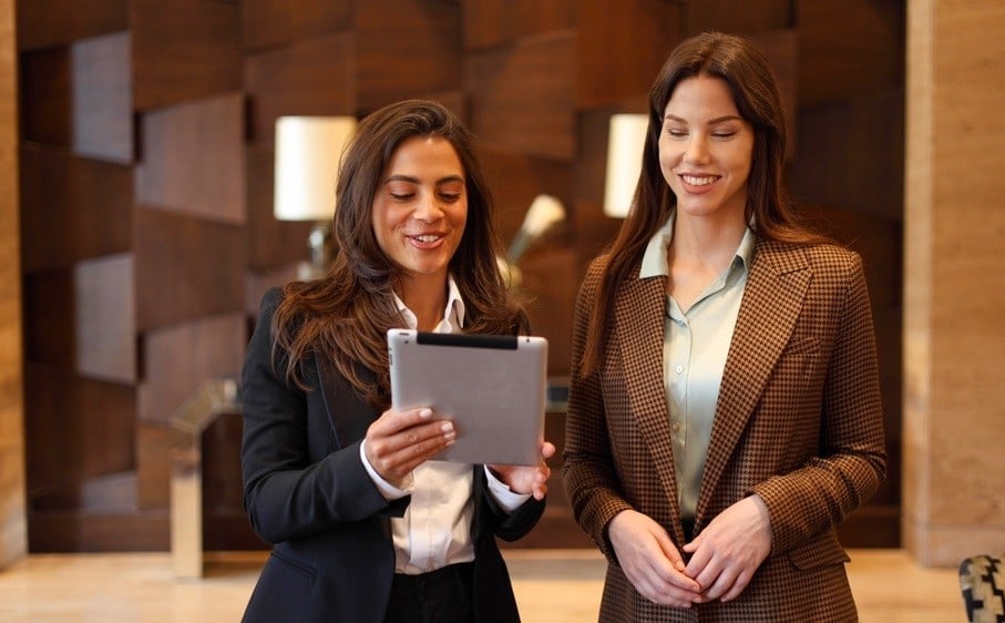 Strategi Efektif Membangun Sinergi dan Komunikasi Internal Perusahaan