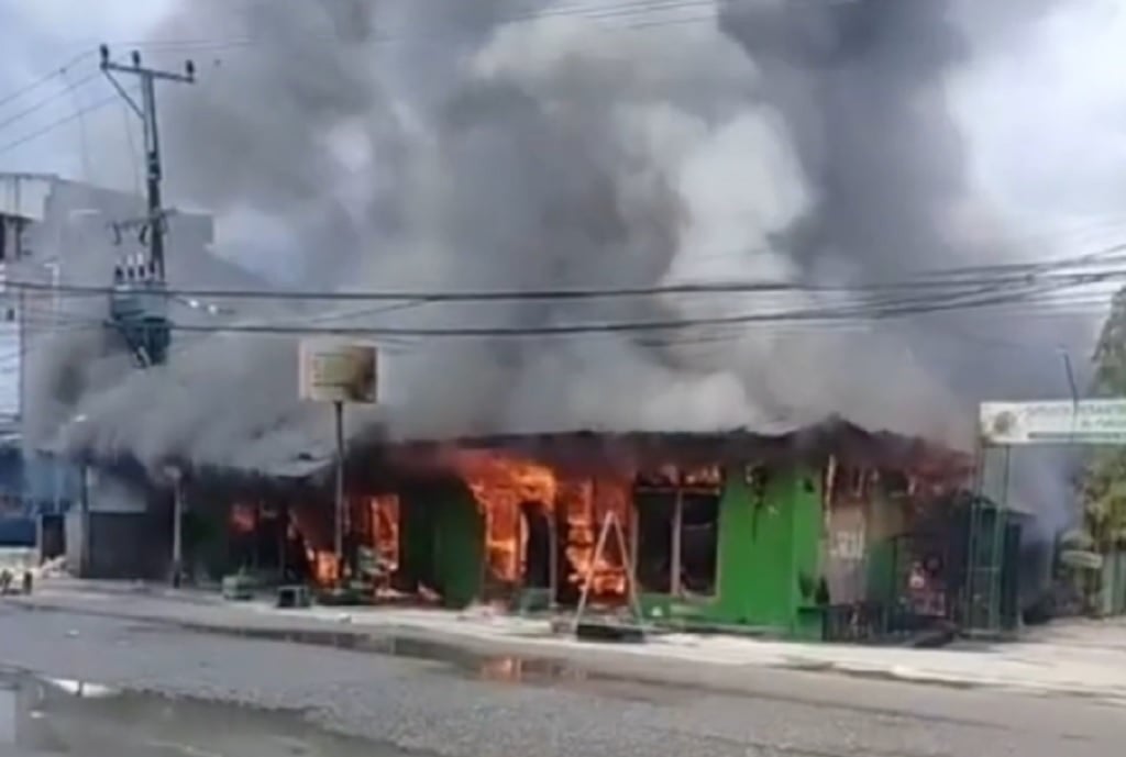 Ponpes Hidayatullah Mamuju Terbakar, 5 Ruang Kelas dan Kantor Zakat Ludes