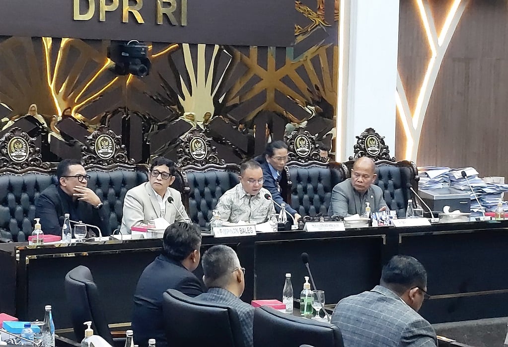 Dasco Pimpin Rapat DPR Bersama Pemerintah, Bahas Finalisasi RUU PPRT
