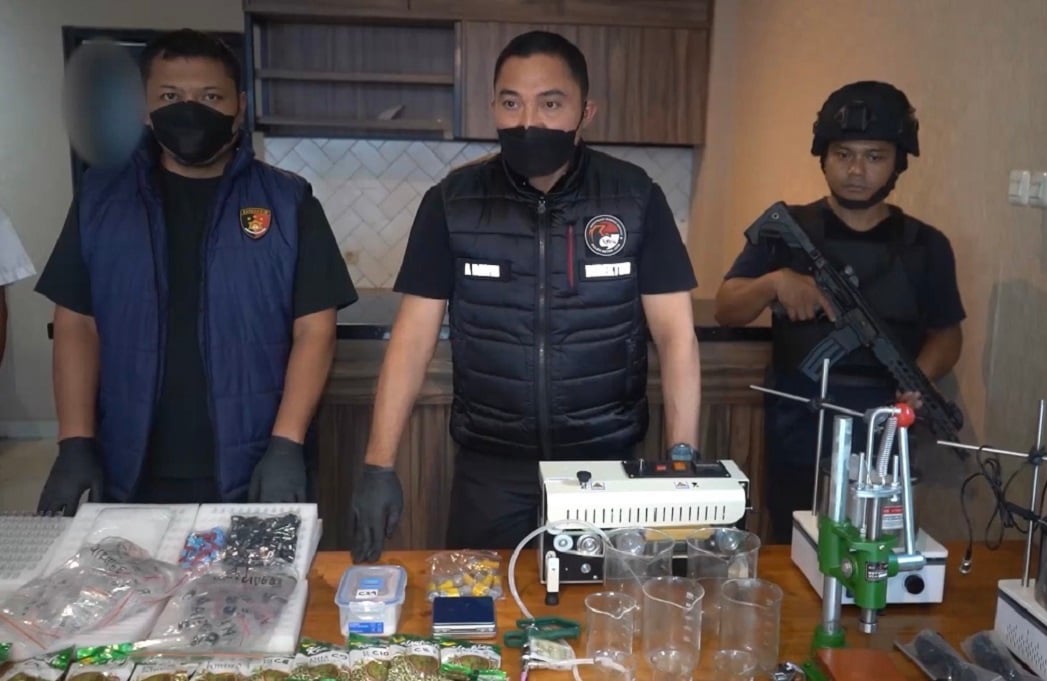 Polda Metro Bongkar Lab Vape Etomidate di Apartemen Tangerang, Tangkap 1 WN Malaysia