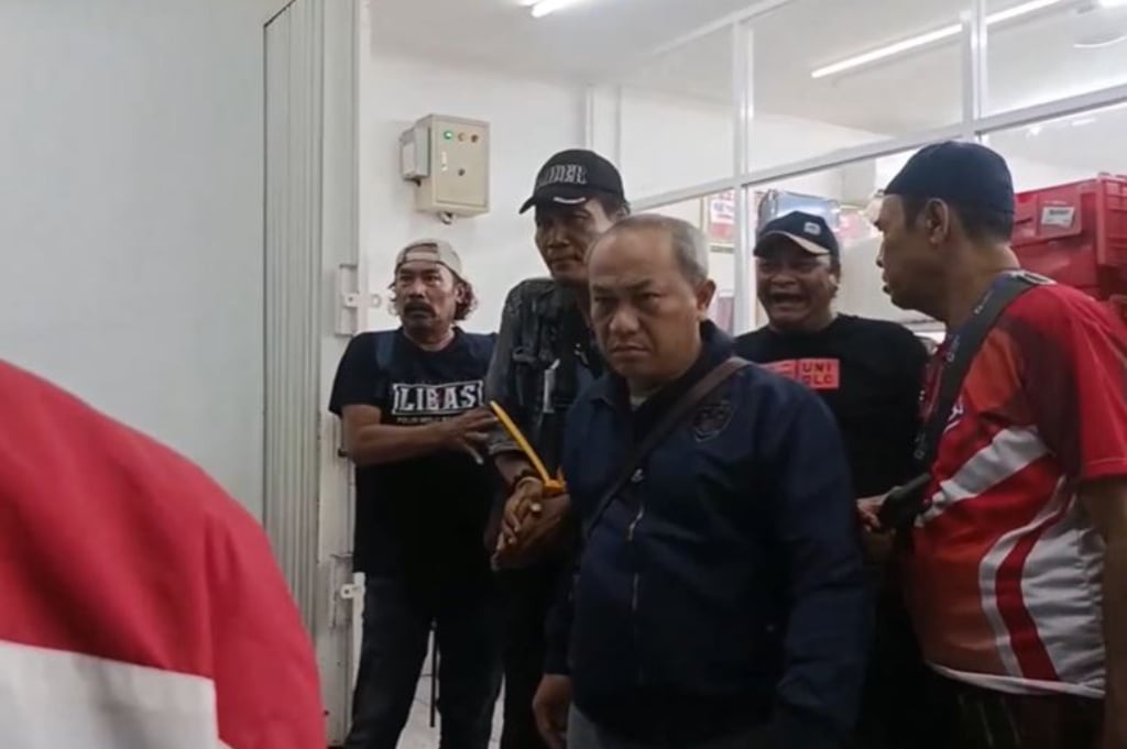 Meresahkan! Pria Mengamuk di Semarang Makan Tak Bayar hingga Ancam Ledakan Minimarket