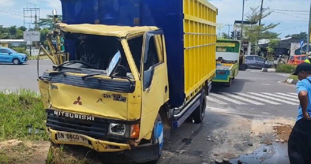 Kronologi Truk Pupuk Timpa Motor di Pangkalpinang Tewaskan Pasutri, Diduga Rem Blong