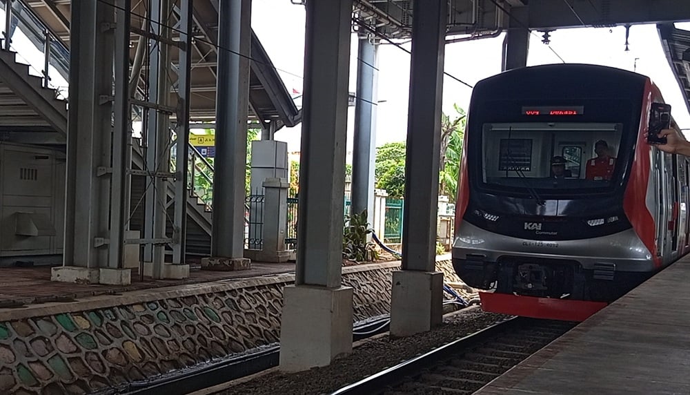 KRL arah Cikarang Mulai Uji Coba Siang Ini di Bekasi Timur, Begini Hasilnya
