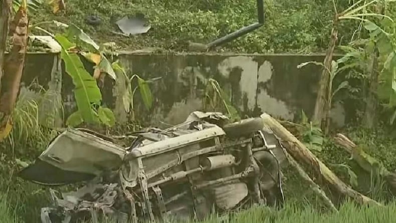 Avanza Bawa Pengantar Jemaah Haji di Grobogan Ditabrak Kereta, 4 Orang Tewas
