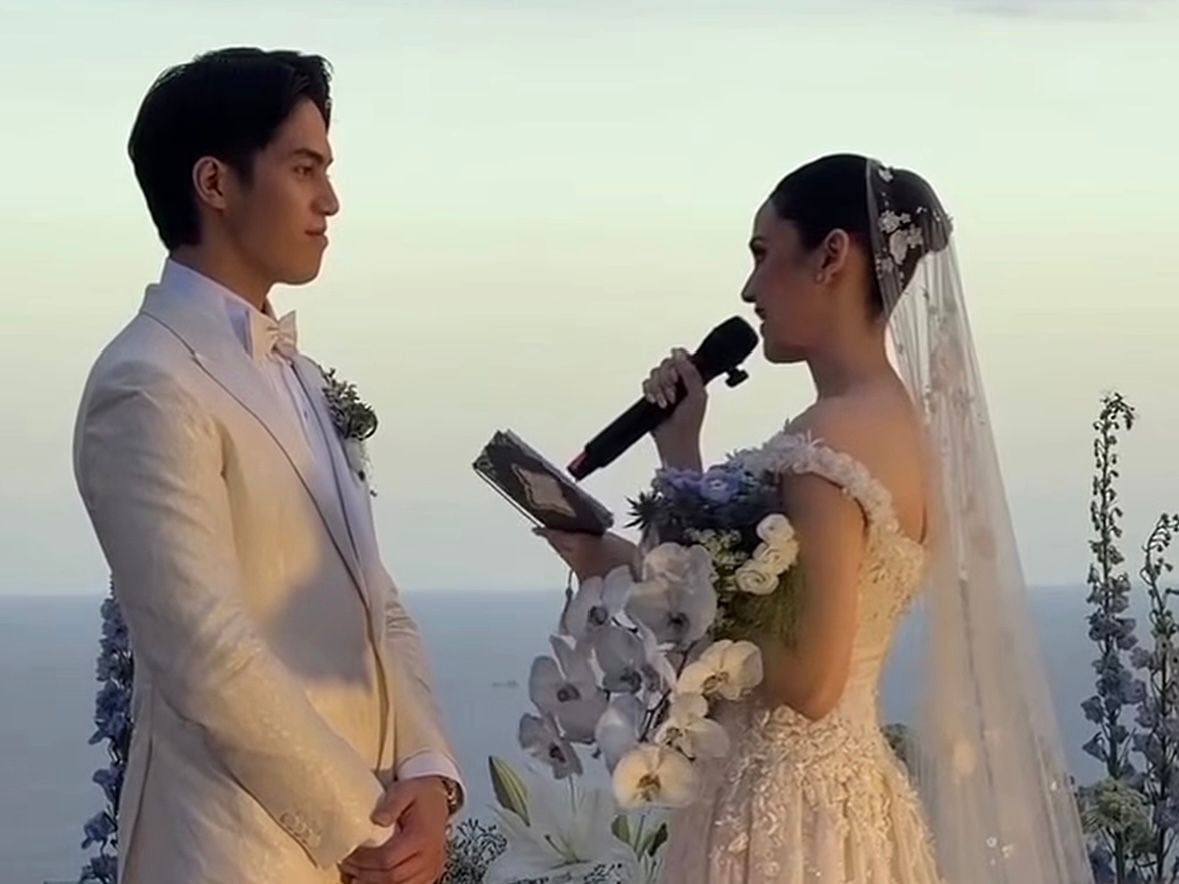 Mengharukan, Ini Doa El Rumi dan Syifa Hadju di Intimate Wedding Bali