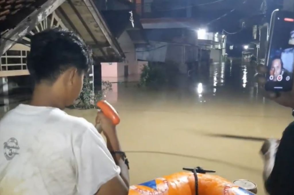 Kali Bekasi Meluap! 4 Wilayah Ini Terendam Banjir Kiriman dari Bogor hingga 2 Meter
