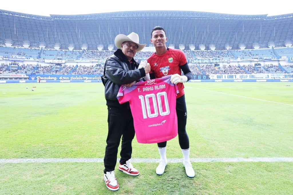 100 Laga dan 17 Clean Sheet! Teja Paku Alam Bidik Rekor Sepanjang Masa bersama Persib