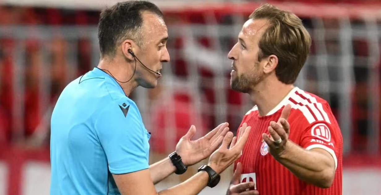 Kontroversi Handball PSG Bikin Bayern Munchen Murka, FIFA Punya Aturan Rahasia