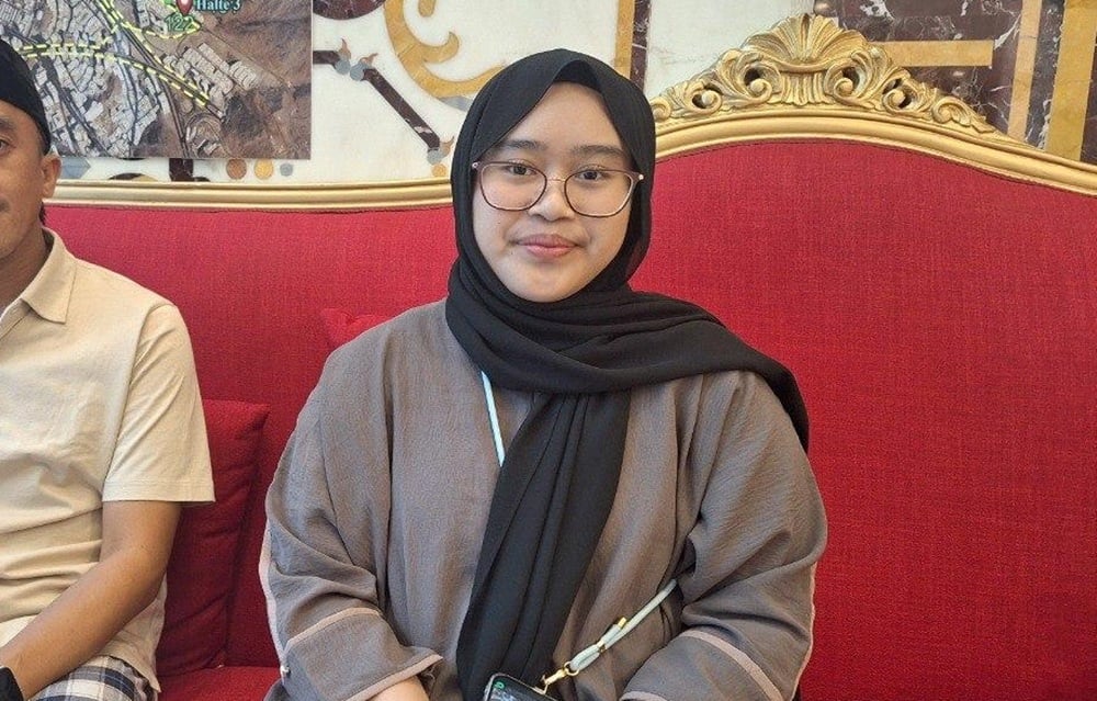 Kisah Aysylla, Jemaah Haji 15 Tahun yang Jalani Ujian Kelulusan dari Madinah  