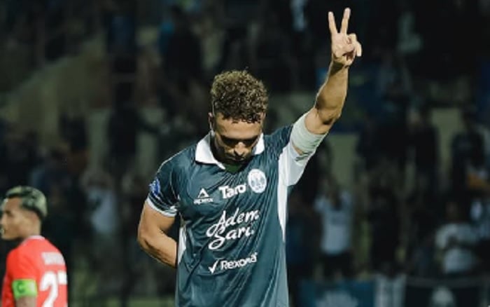 Kartu Merah Ubah Segalanya! PSIM Hajar Malut United di Stadion Sultan Agung
