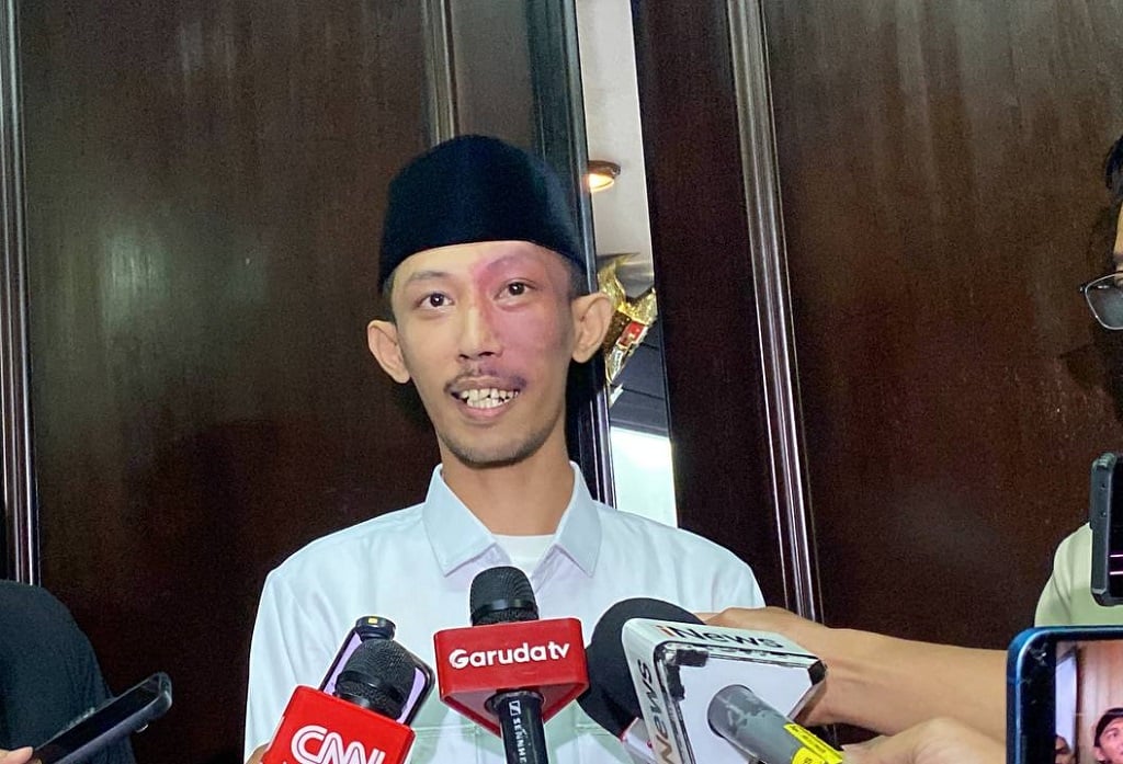Ngaku Khilaf, Anggota DPRD Jember Klaim Baru Pertama Kali Merokok-Main Gim di Rapat