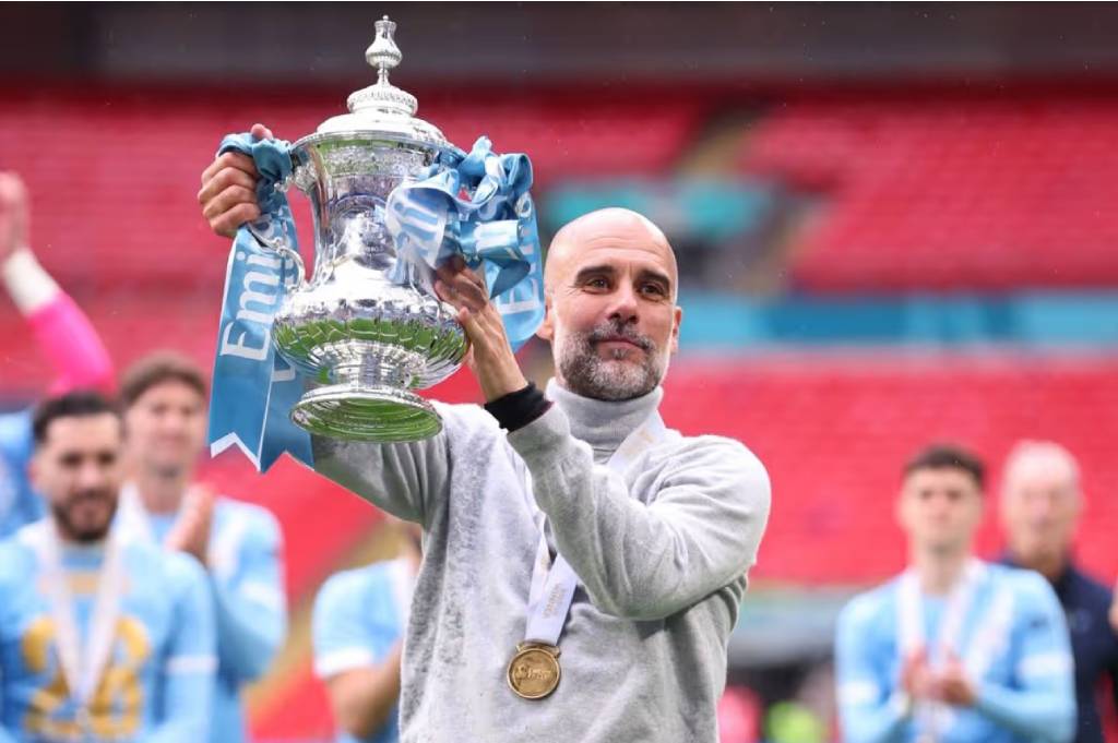 Jawaban Mengejutkan Pep Guardiola soal Masa Depannya usai Bawa Manchester City Juara Piala FA 