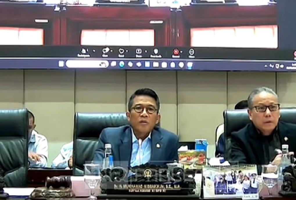 Komisi XI DPR Perintahkan BI Kembalikan Rupiah ke Rp16.500 per Dolar AS
