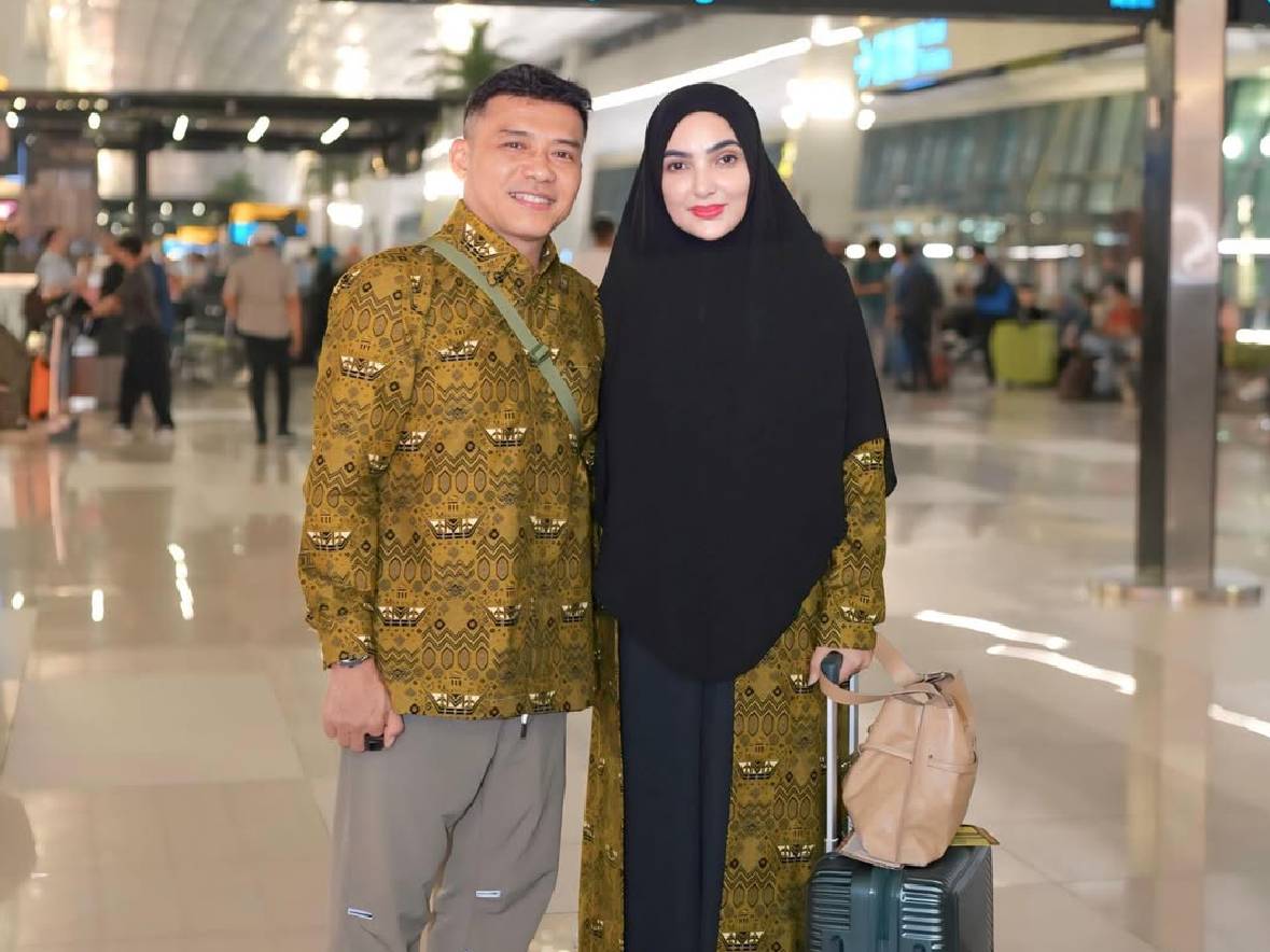Ashanty dan Anang Hermansyah Berangkat Haji Hari Ini, Minta Dimaafkan Segala Dosa