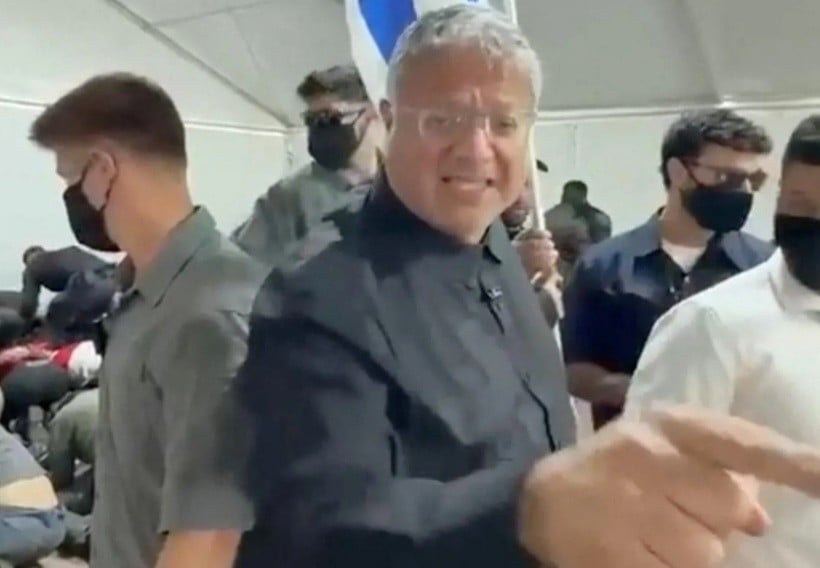 Menteri Radikal Israel Rilis Video Penyiksaan Aktivis Global Sumud Flotilla, Tangan Diikat