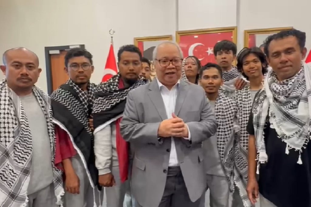 Momen 9 WNI Rombongan Global Sumud Flotilla Tiba di Turki usai Bebas dari Israel