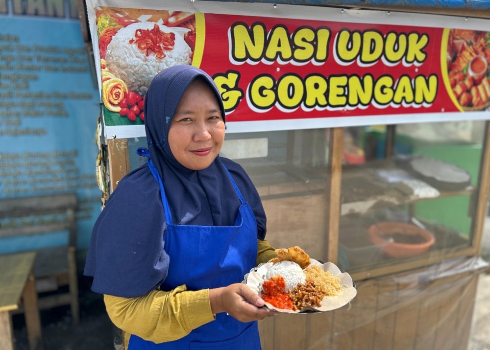 Dari Usaha Rumahan, Perempuan Ini Kini Jadi Agen BRILink Andalan Warga