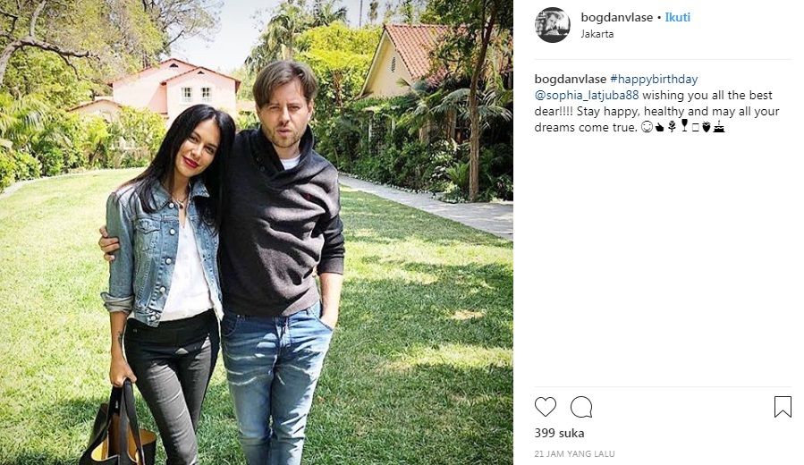 Sophia Latjuba Juga Dekat Dengan Bule Apakah Ini Kekasihnya Sophia Latjuba Juga Dekat Dengan Bule Apakah Ini Kekasihnya