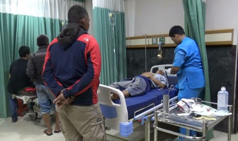 Mobil Terios Tabrak Truk Kontainer Di Tol Cipali 2 Tewas 5 Luka Berat Bagian 1