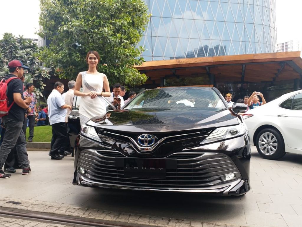 Mengawali 2019 Toyota Luncurkan Camry Generasi Terbaru Di Indonesia