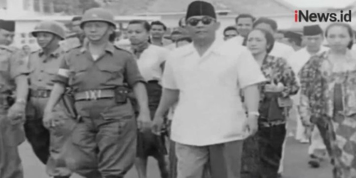 Kisah Presiden Soekarno Lolos dari Percobaan Pembunuhan saat Salat Idul Adha di Istana Negara