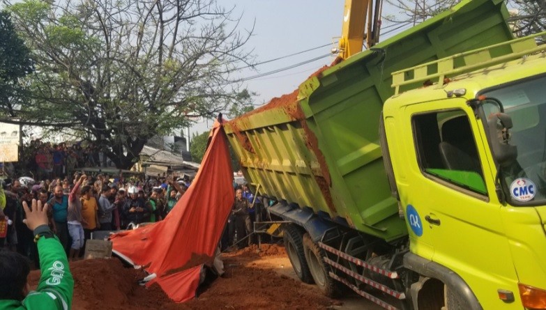 Rentetan Kecelakaan  akibat Dump  Truck  dari Tragedi 