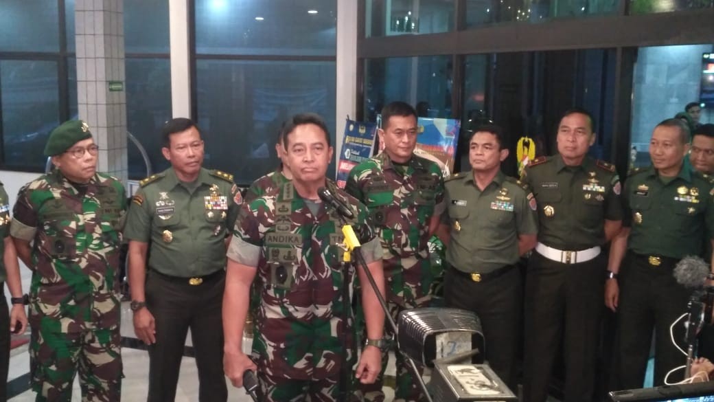 Mengenal Hukum Disiplin Militer Aturan Yang Bikin Kolonel Hendi Dicopot Dari Dandim Kendari