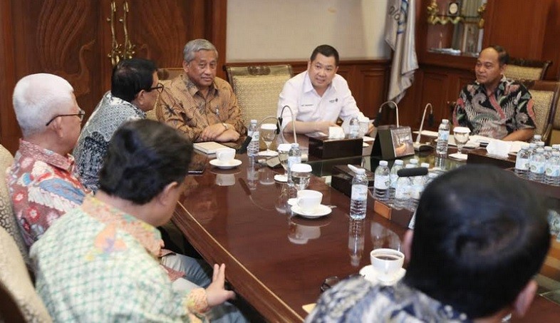 HT Dewan Pers 4