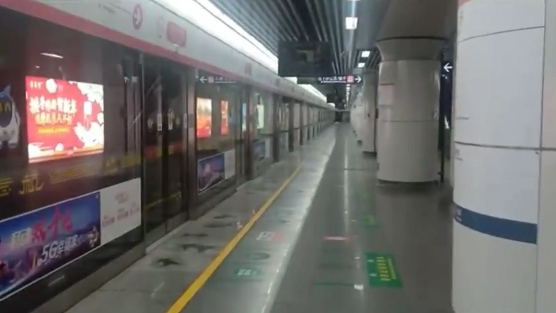 Kondisi transportasi publik di Kota Hangzhou Kondisi transportasi publik di Kota Hangzhou China (Foto: Screenshot video Muhammad Bahrun Najah)