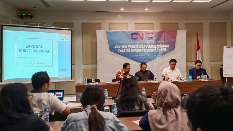 Survei Cyrus Mau Cyrus Network memaparkan hasil surveinya di Jakarta, Jumat (13/3/2020). (Foto: iNews.id/Rizki Maulana).