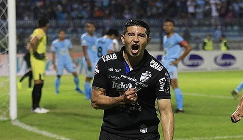 Esteban Vizcarra Gelandang Persib Bandung, Esteban Vizcarra (Foto: Instagram @este_vizcarra)