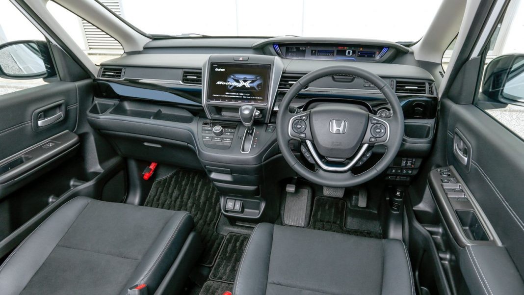Honda Freed Modulo X 2020 14 1068x601