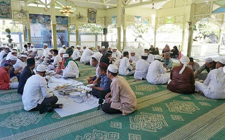 Doa Sesudah Makan Sesuai Anjuran Rasulullah SAW