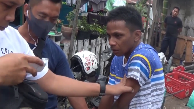 Pengedar sabu Bobi Bobi, pengedar sabu di Padang yang ditangkap polisi (Budi Sunandar/iNews)