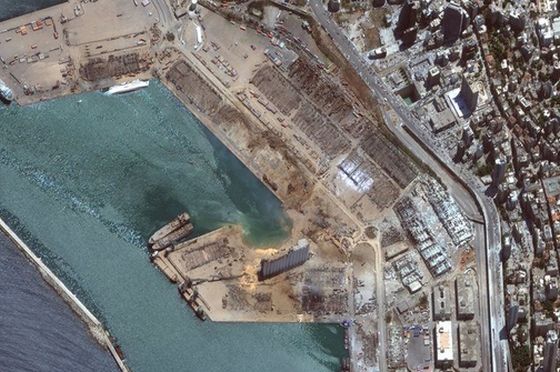 Foto satelit pelabuhan Lebanon setelah ledakan (Foto: Maxar)