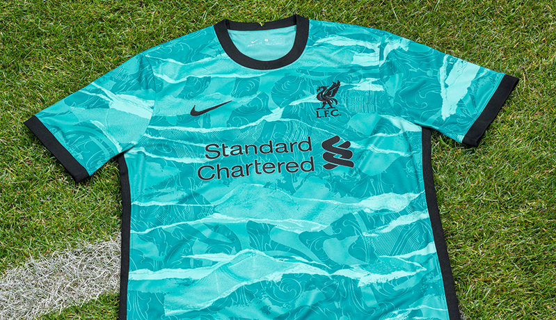Jersey tandang Liverpool Jersey tandang Liverpool musim 2020/2021 (Foto: Twitter @LFC)