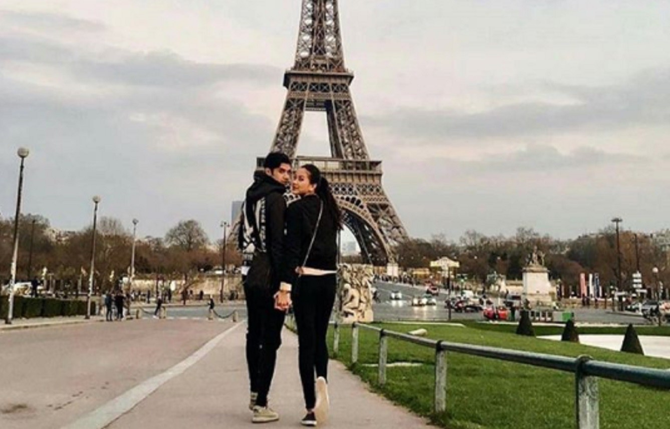 Alyssa Daguise dan Al Ghazali, Gaya anak artis Indonesia saat pacaran bikin baper. (Foto: Instagram/@alyssadaguise)