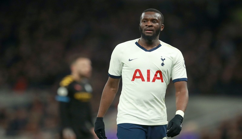 2 Tanguy Ndombele Gelandang Tottenham Hotspur Tanguy Ndombele (28) merayakan golnya ke gawang Lokomotiv Plovdiv pada kualifikasi kedua Liga Europa di Stadion Lokomotiv, Jumat (18/9/2020) dini hari WIB. (Foto: Sports Yahoo)